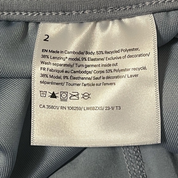 Lululemon Softstream Cropped Capri Sweat Pants - Picture 8 of 8